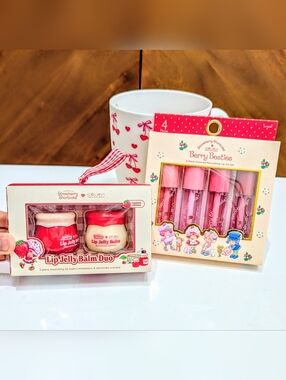 NEW Célavi Strawberry Shortcake Lip Balm & Oil set